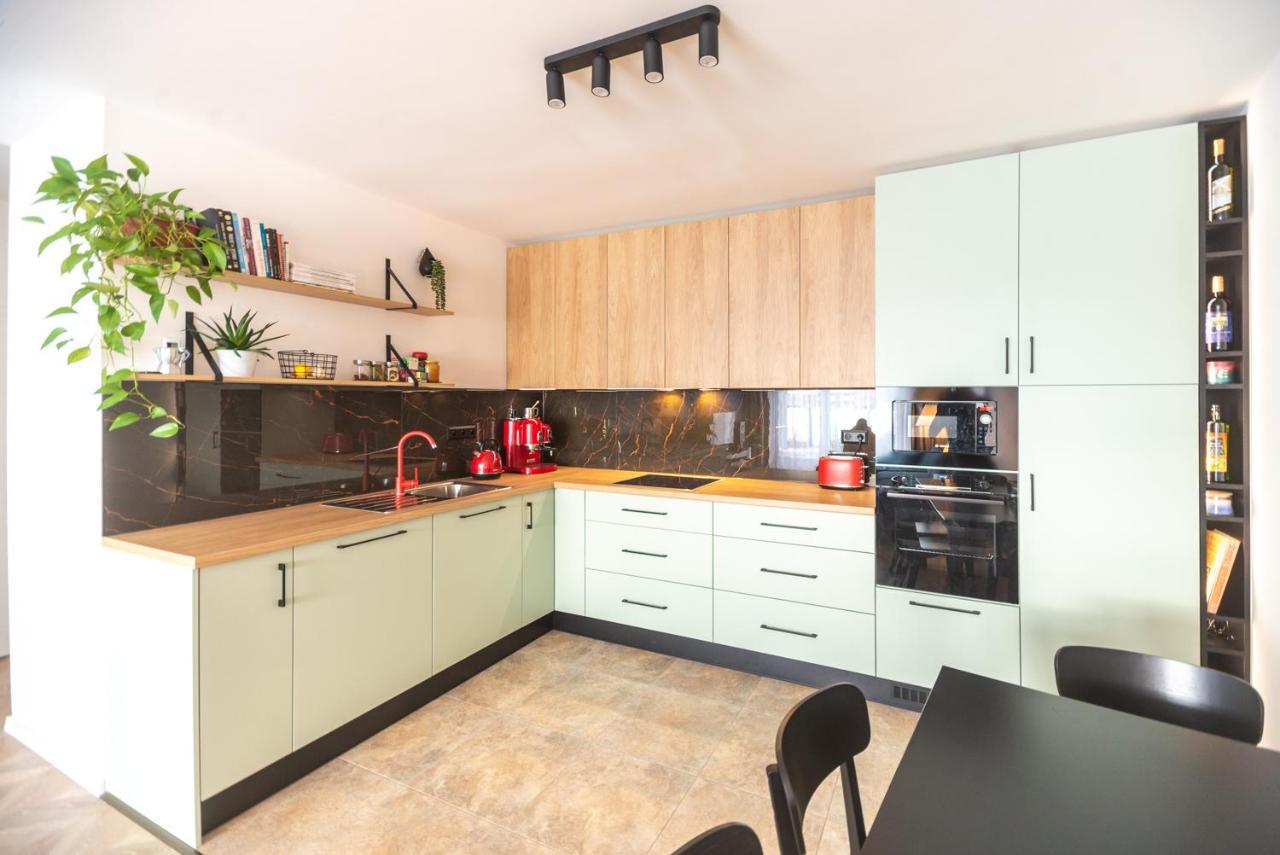 Apartman Palanok S Vyhladom V Centre Nitry Appartement Nitra Buitenkant foto